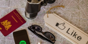 Facebook, Spotify, Story