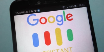 Der Google Assistant kann in Zukunft den Nutzer über aktuelle Ereignisse informieren