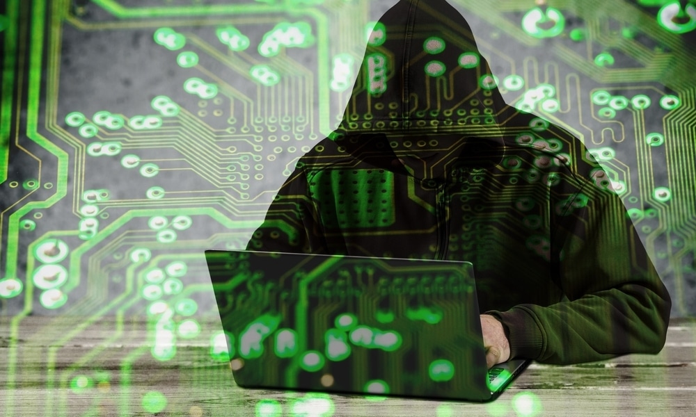 Hacker am LapTop