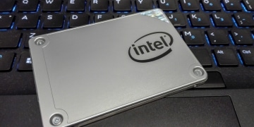 Intel 128 GB Arbeitsspeicher