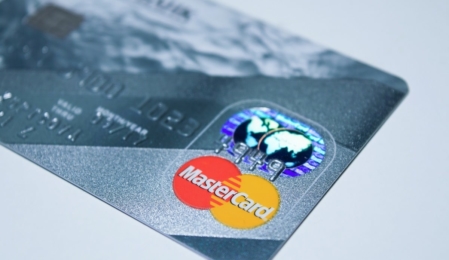 Mastercard muss eine deftige Strafe bezahlen, weil sie zu hohe Gebühren verlangt haben