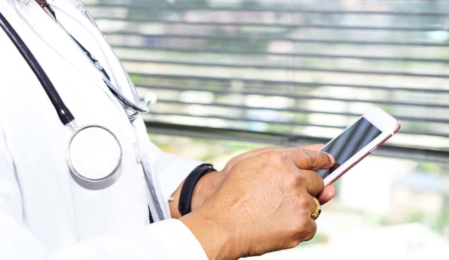 Google bietet immer häufiger medizinische Suchergebnisse an.