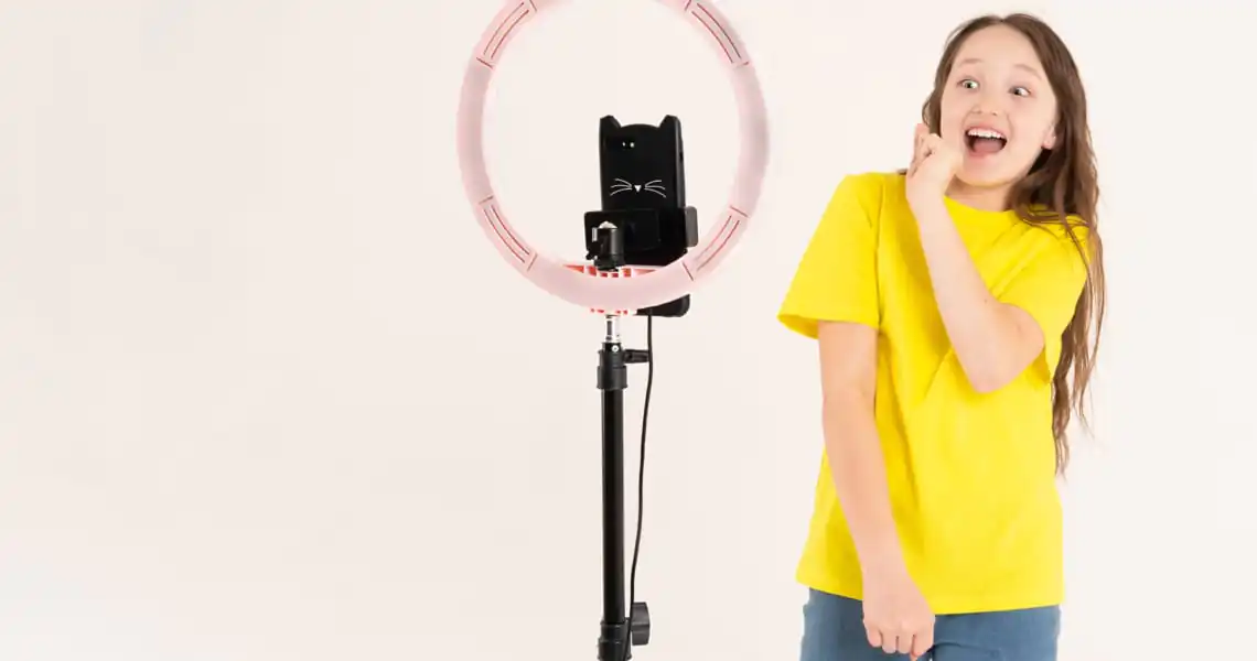 Tiktok verkündet eine Kooperation mit Shopify.