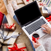 Weihnachten-Geschenke-MacBook