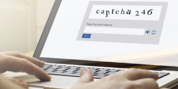 Laptop mit einem Captcha