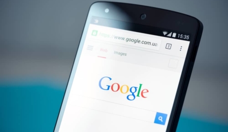 Google testet AMP Kennzeichnung in mobilen Suchanzeigen