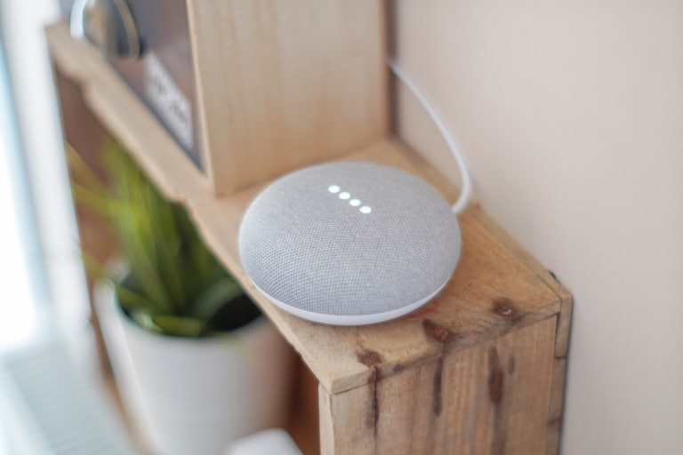 Google Smart Speaker