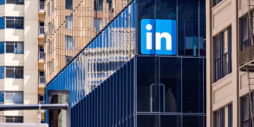 LinkedIn führt einen Produkt-Tab auf Unternehmensseiten ein