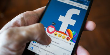 Facebook fügt öffentliche Gruppendiskussion zum Newsfeed hinzu