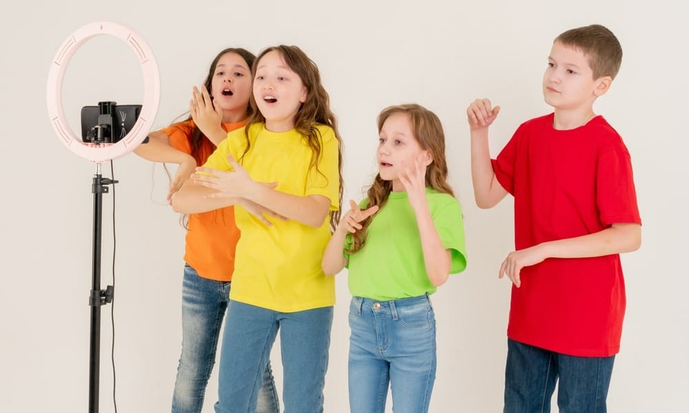 Kinder tanzen